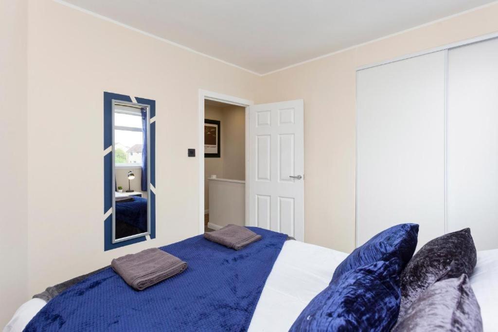Stylish 3 Bed Edinburgh Abode-Parking And Garden Daire Dış mekan fotoğraf