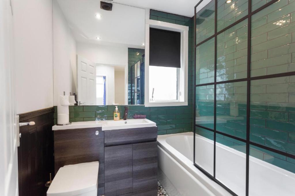 Stylish 3 Bed Edinburgh Abode-Parking And Garden Daire Dış mekan fotoğraf