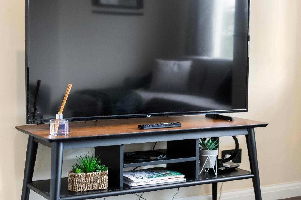Stylish 3 Bed Edinburgh Abode-Parking And Garden Daire Dış mekan fotoğraf